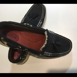 Sperry topsides loafer style